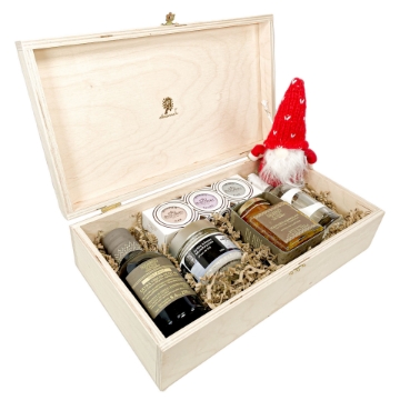 A Unique Gift of Greece in a Wooden Gift Box 
